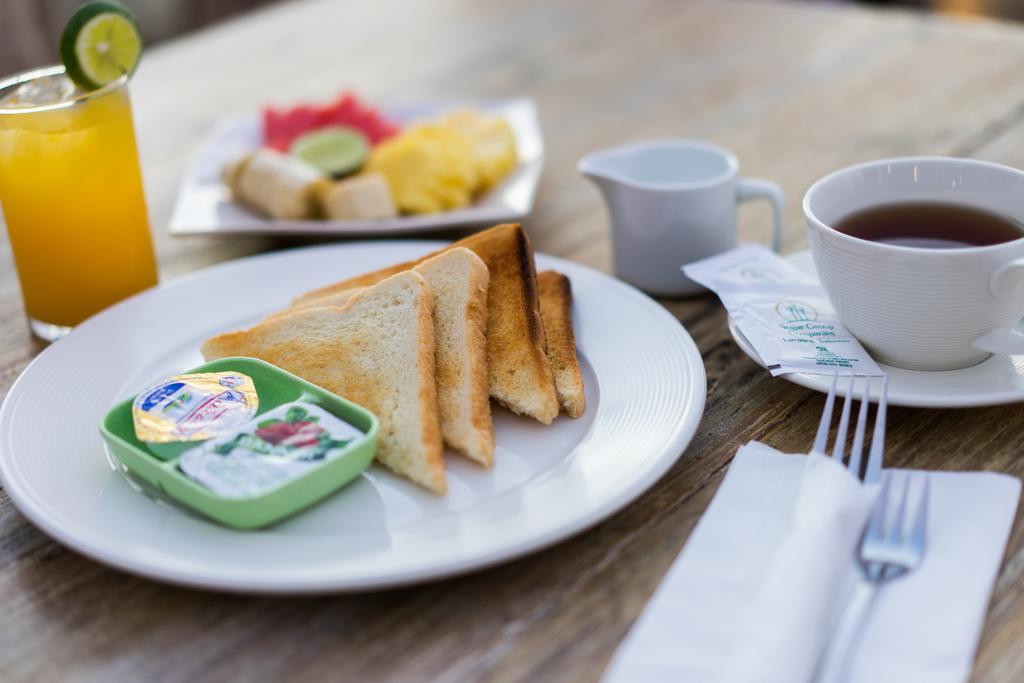 Ware Ware Surf Bungalow Lembongan Nusa Lembongan  Ngoại thất bức ảnh
